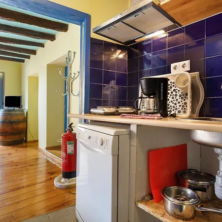 Way To Castle - Alfama Apartman