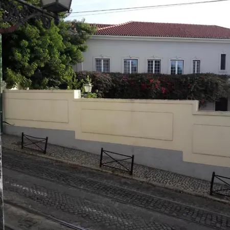 Way To Castle - Alfama